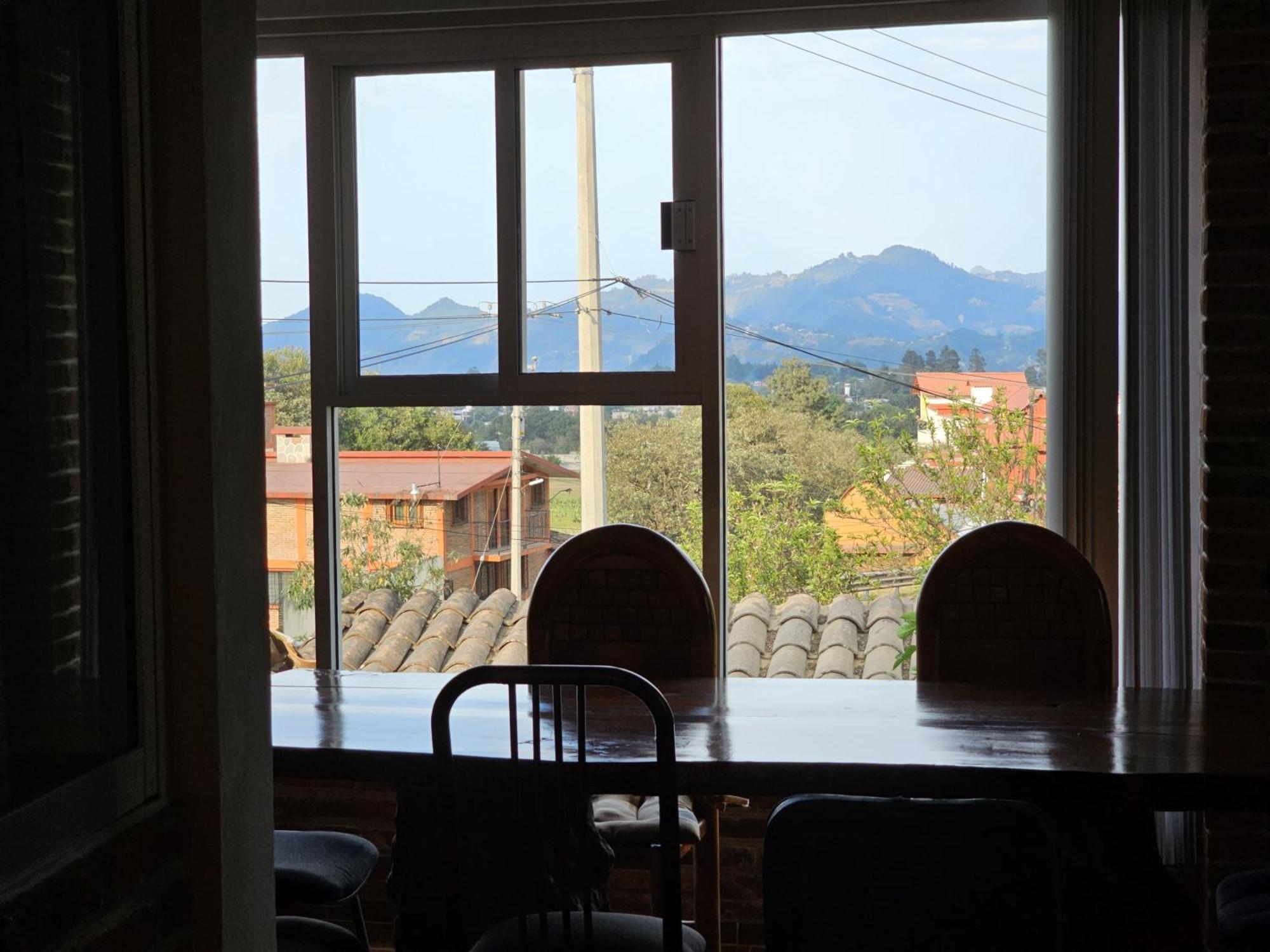 Hotel Morales *